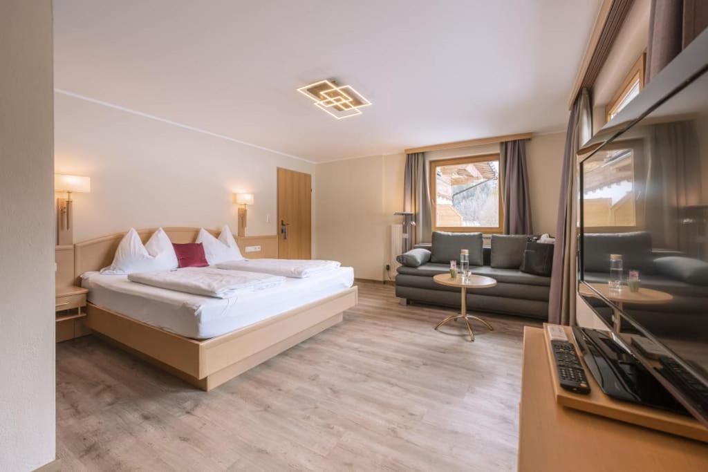 Hotel Acherl Άχενκιρχ Εξωτερικό φωτογραφία